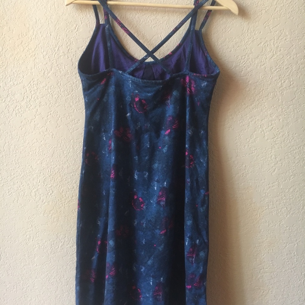 Patagonia travel dress - Picture 3 of 5